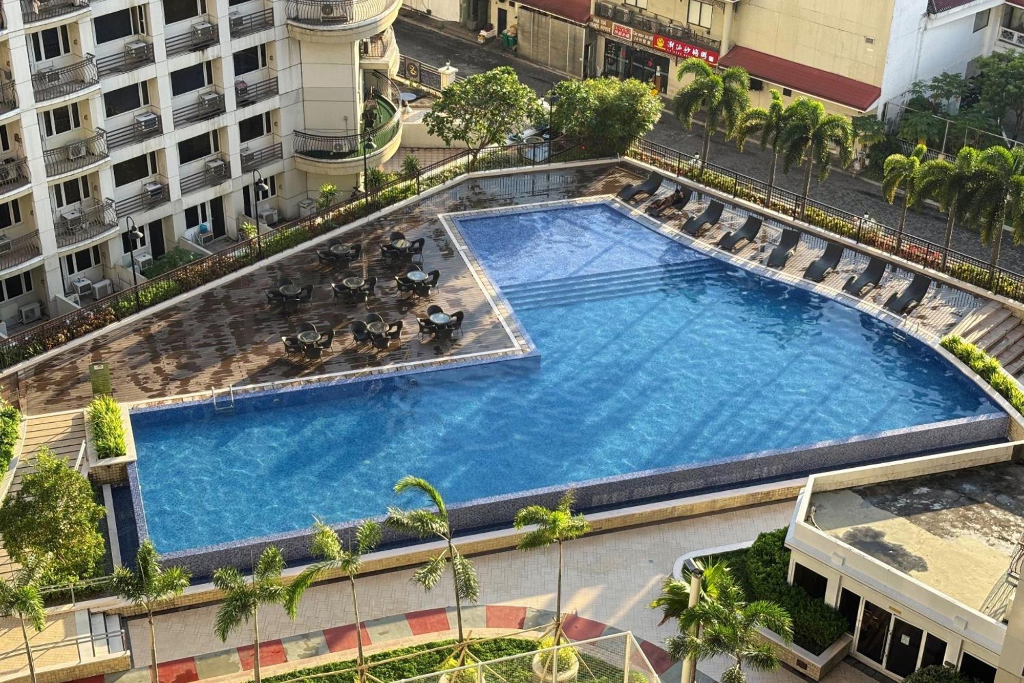 Extremeli Suites Manila Powered By Cocotel Buitenkant foto
