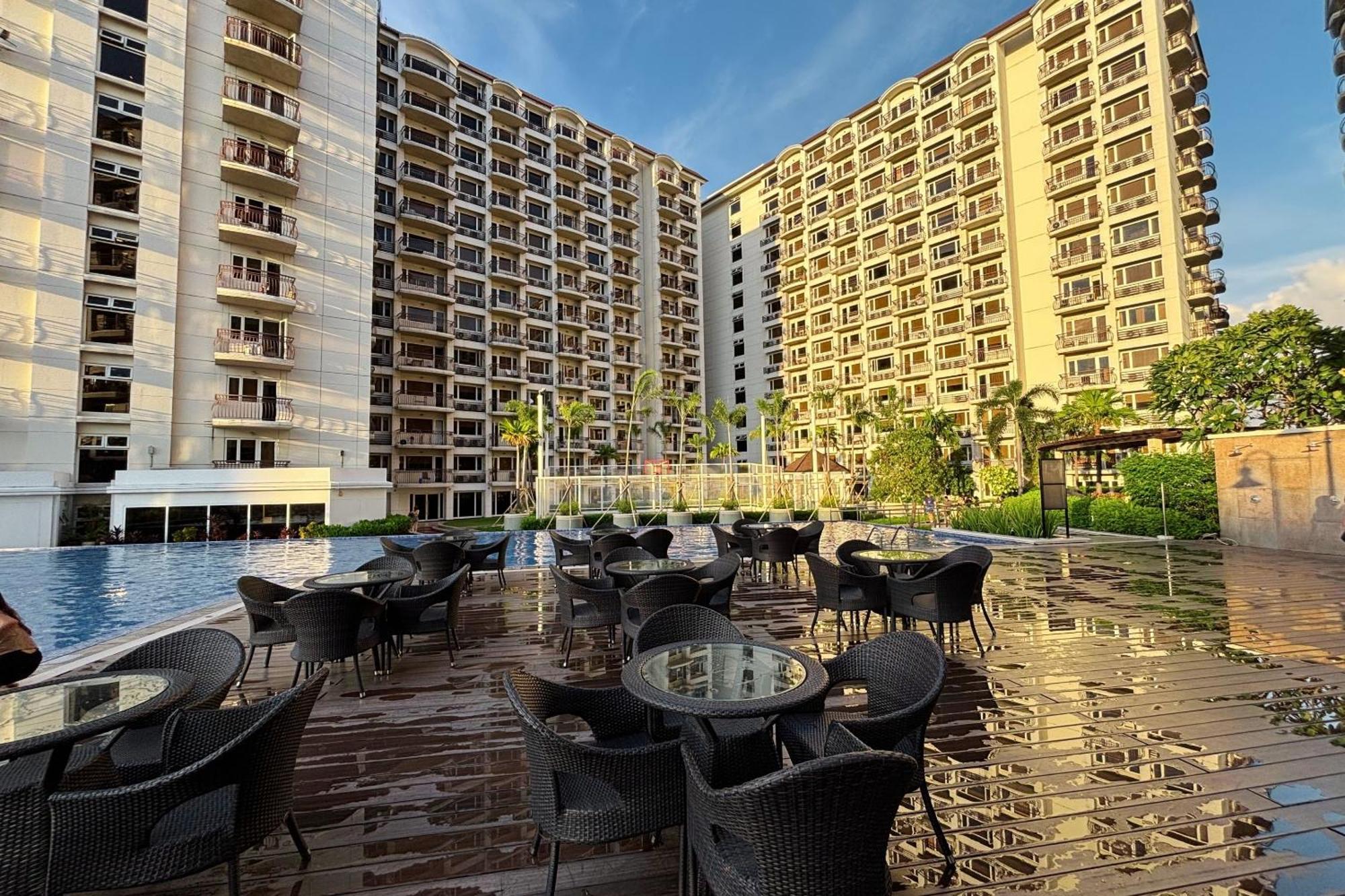 Extremeli Suites Manila Powered By Cocotel Buitenkant foto