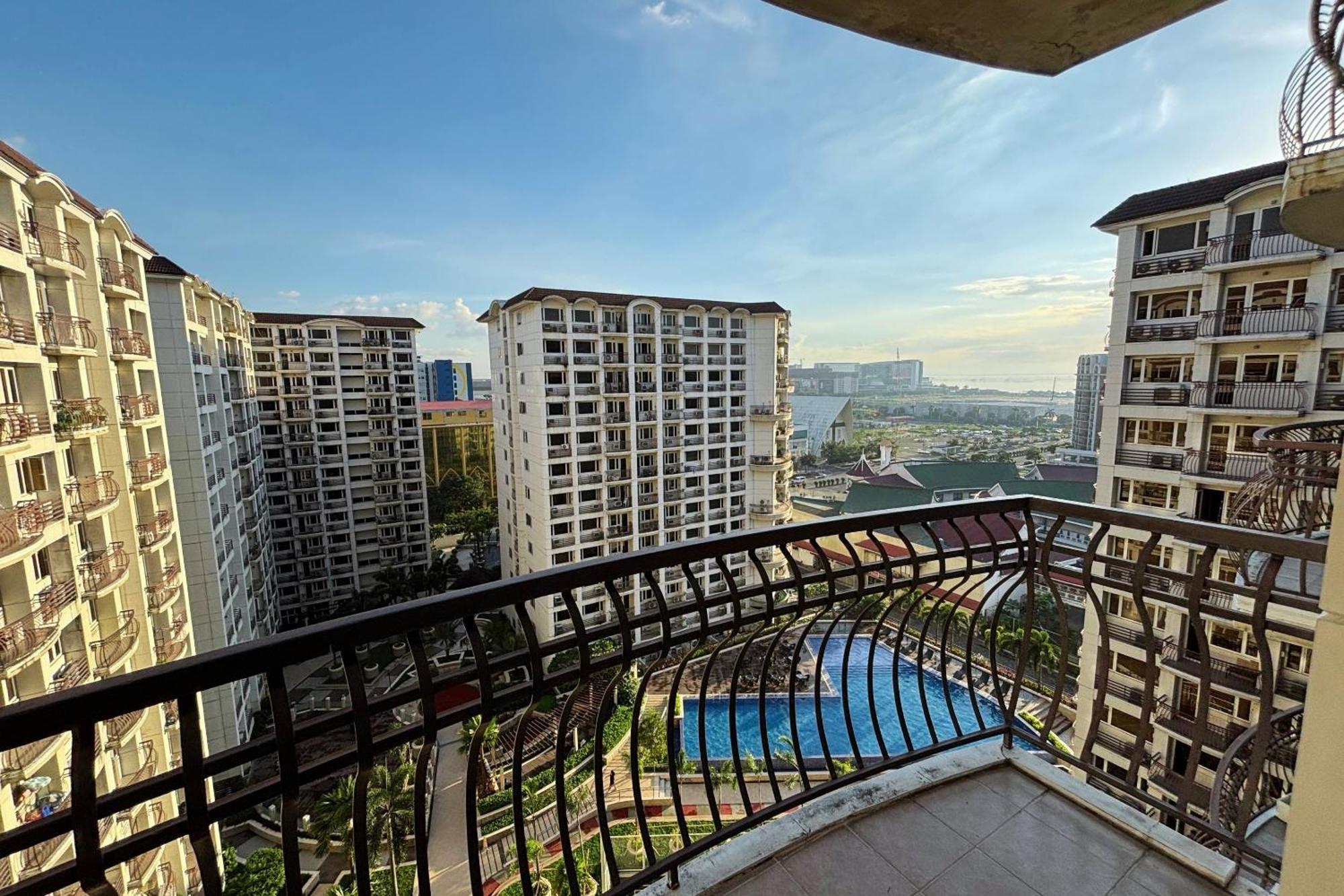 Extremeli Suites Manila Powered By Cocotel Buitenkant foto